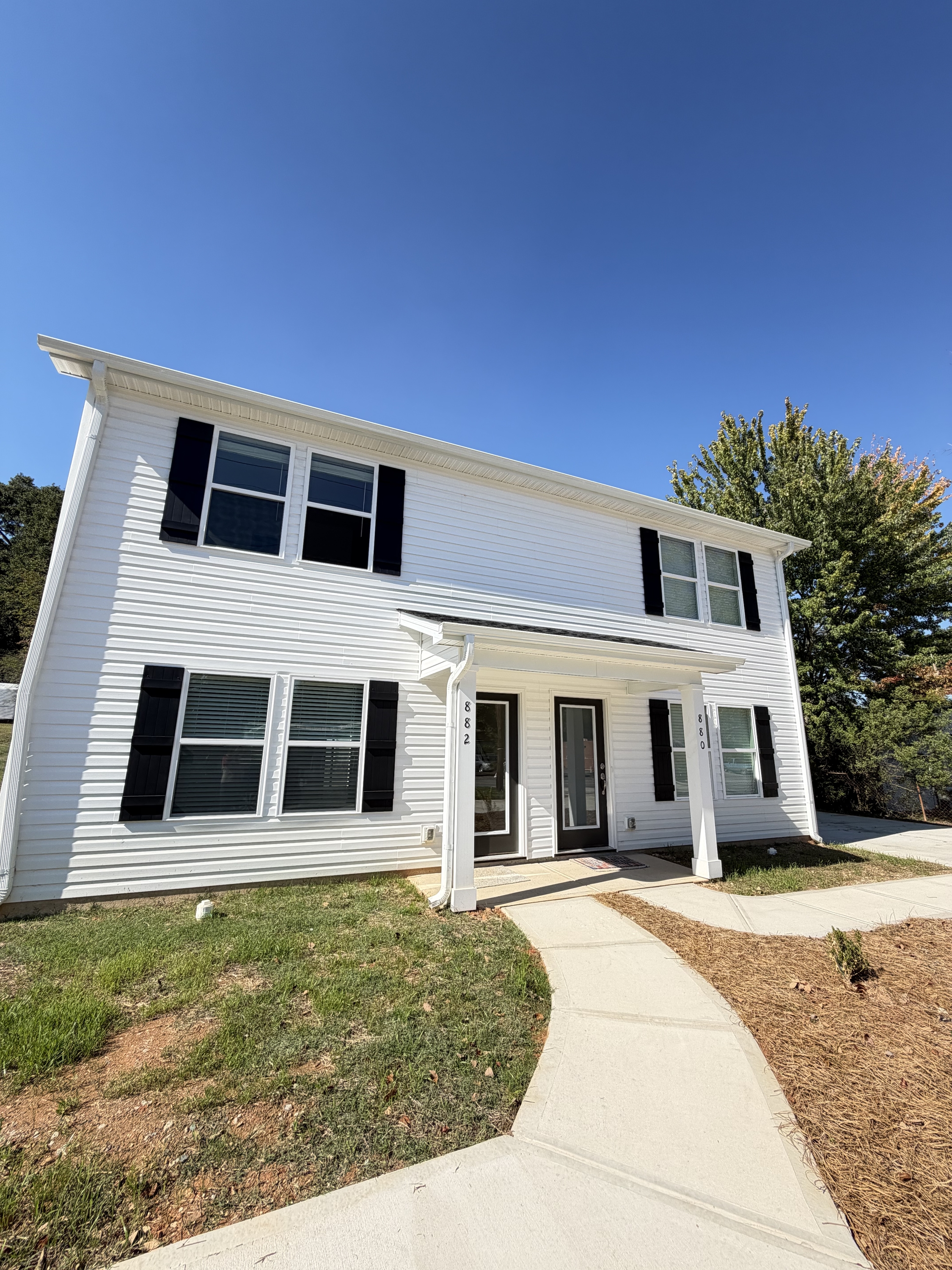 882 Old Charlotte Road Southwest