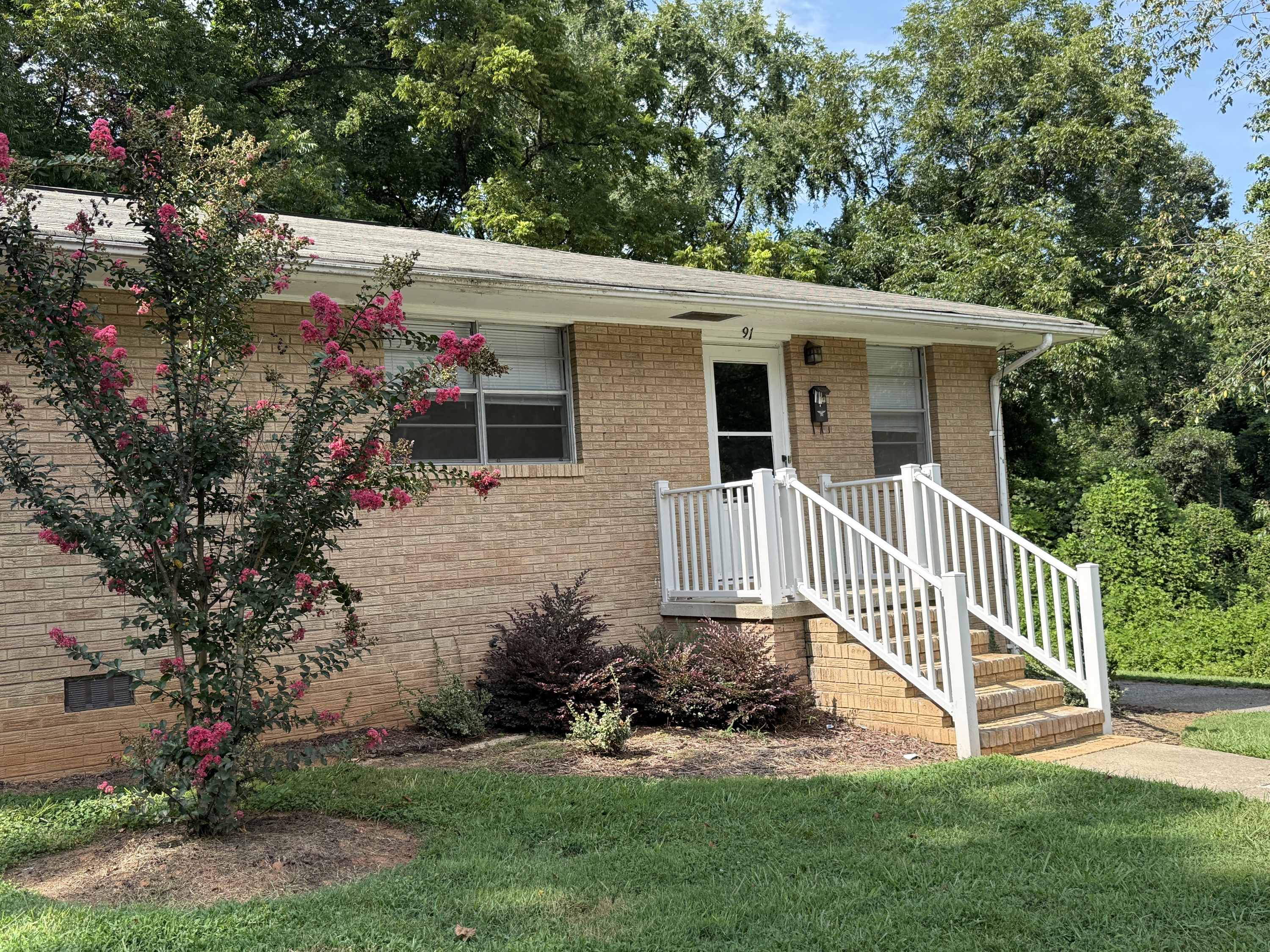 Creswell Dr. - 91