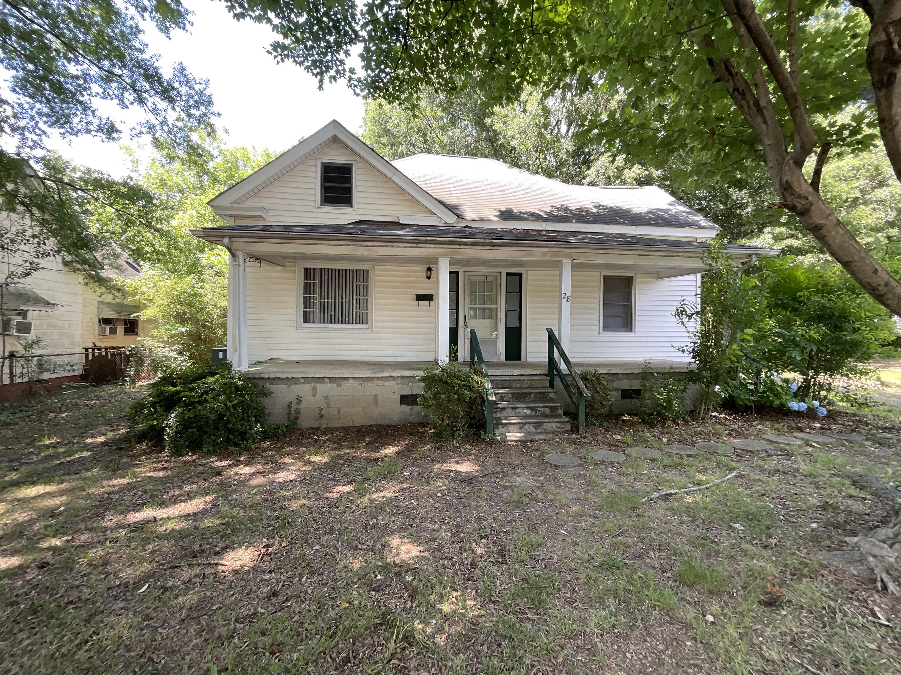 28 Saint Mary Avenue Northwest